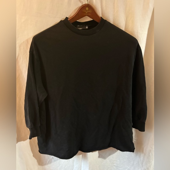 asos Design Petite US 00 Classic Black Shirt Crew Neck 3/4 Sleeve Crop Sweater - Picture 1 of 3